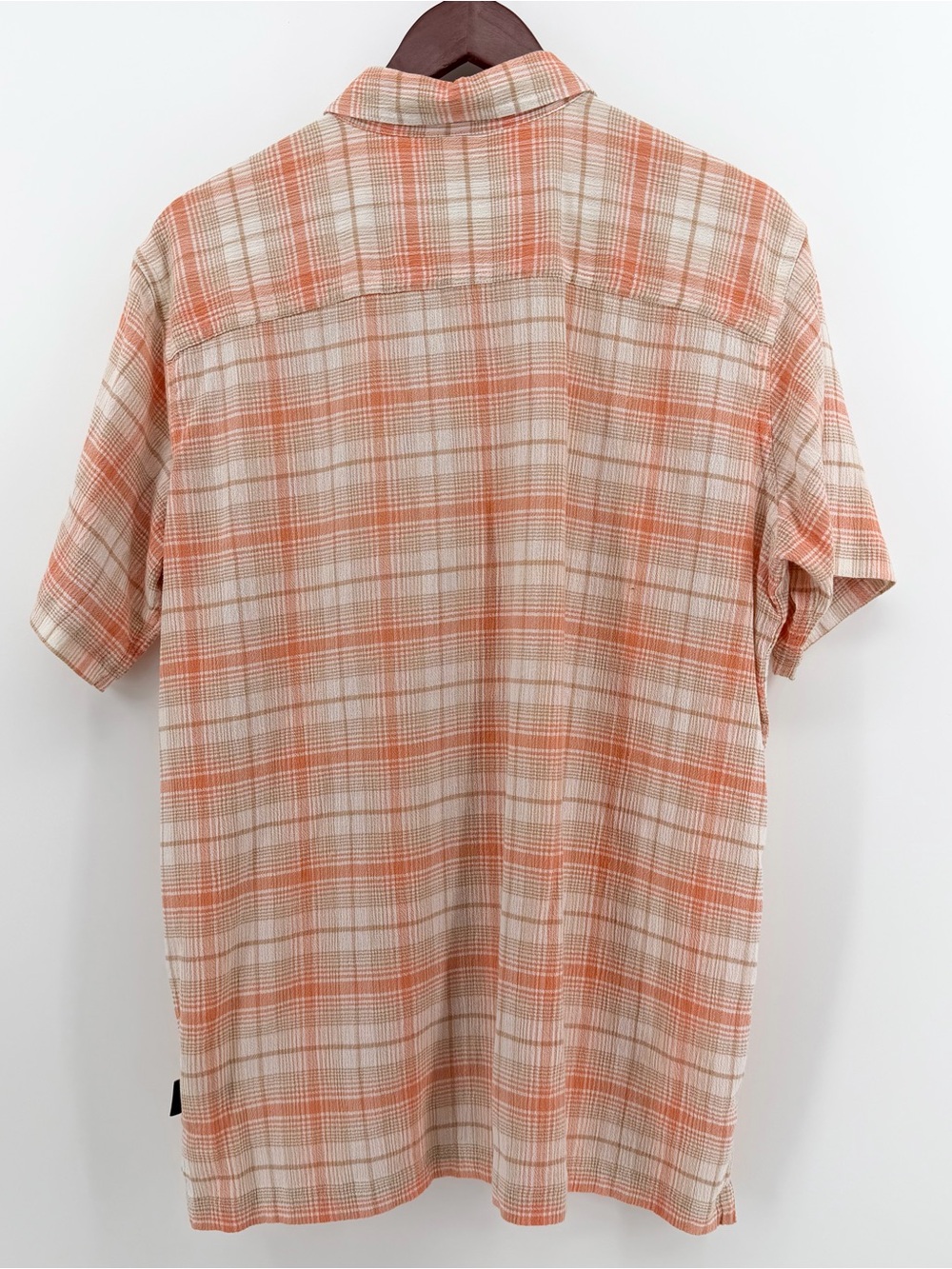 Patagonia Mens AC Shirt Medium M Carve Coral Plaid Organic Cotton SS Button Up - Picture 3 of 7